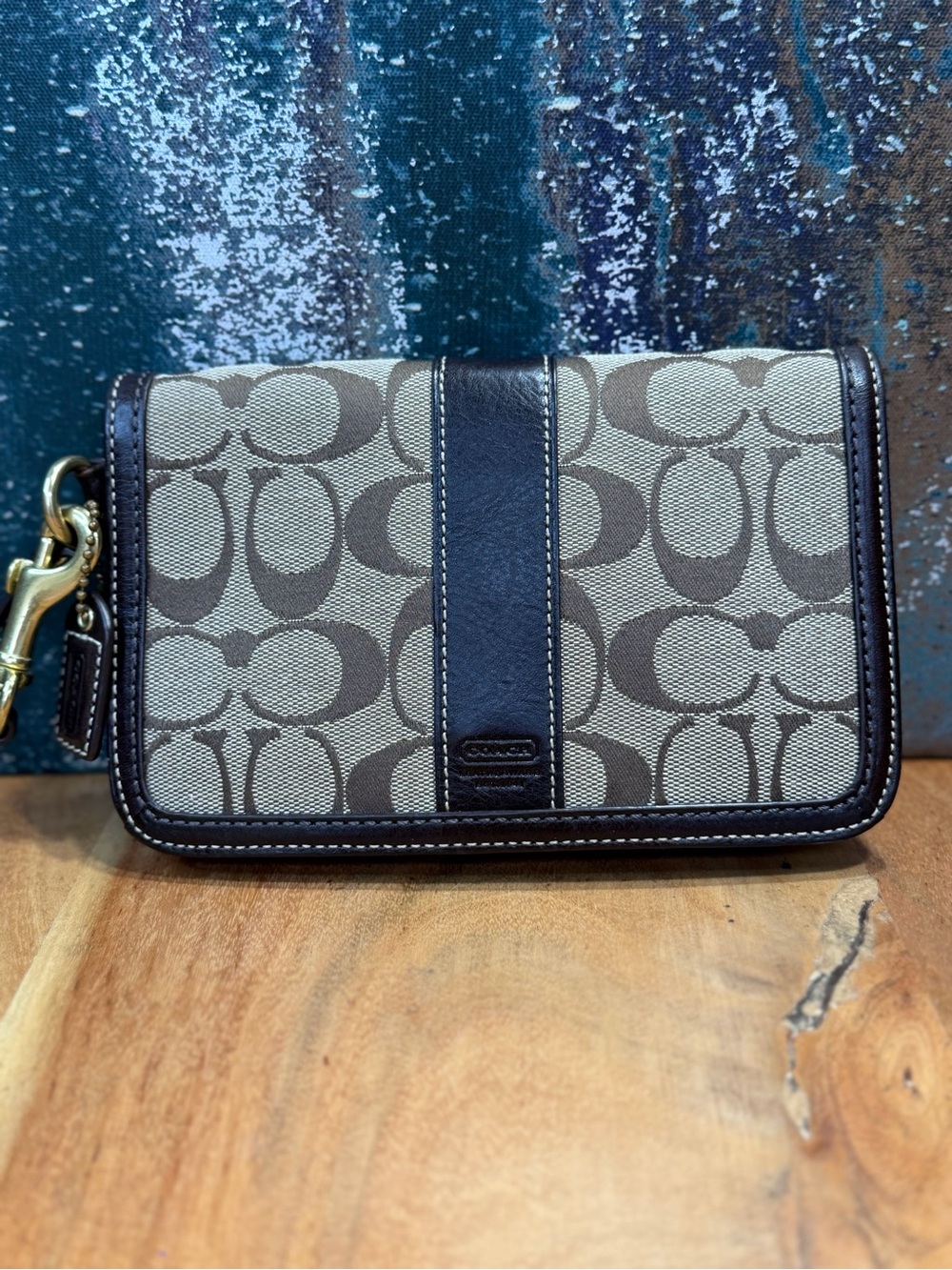 Coach Vintage Y2K Signature Jacquard Flap Wristlet Wallet (VGUC) - Picture 4 of 9